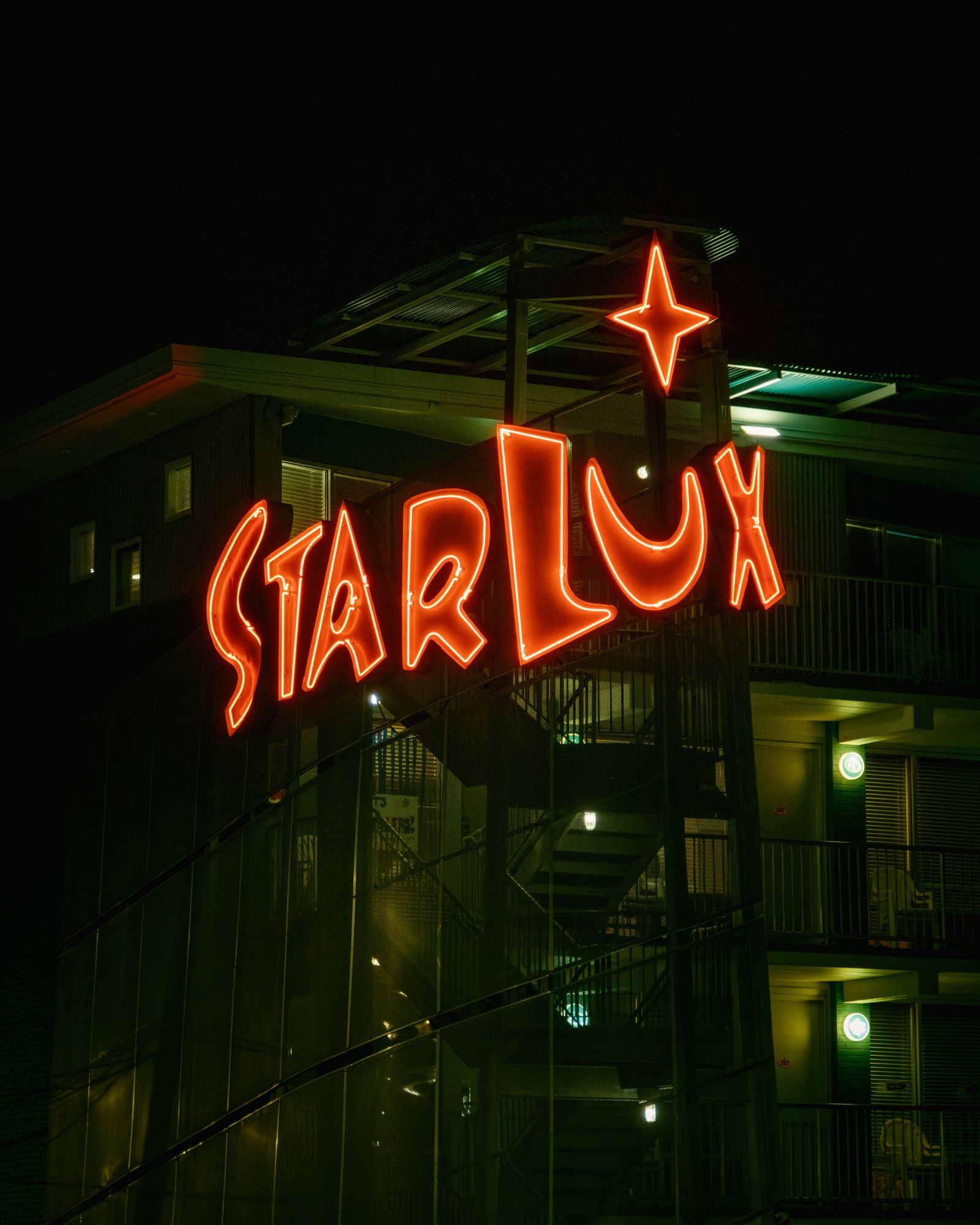 Starlux Hotel, Wildwood 02