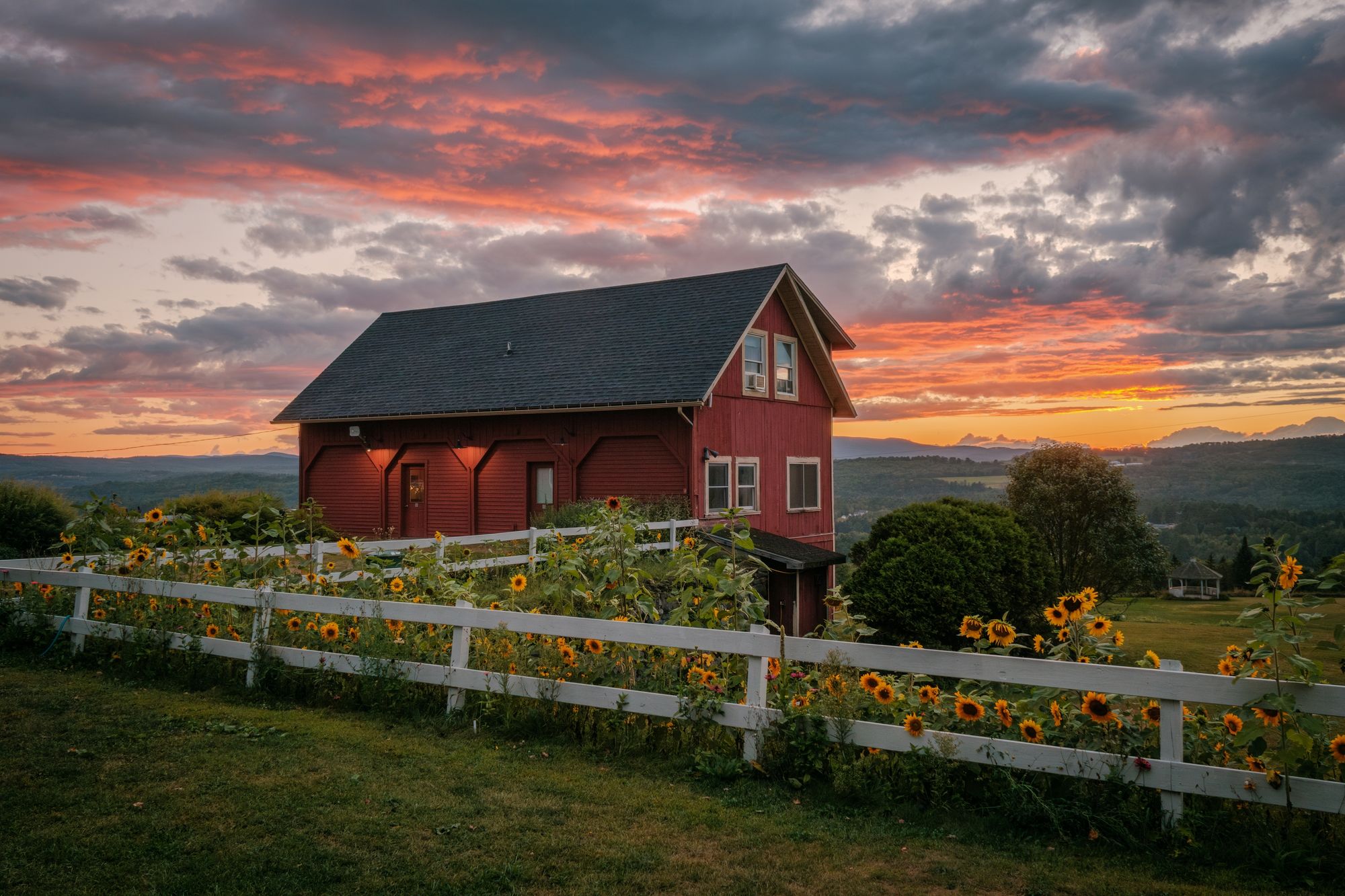 Sunset on Darling Hill, Burke