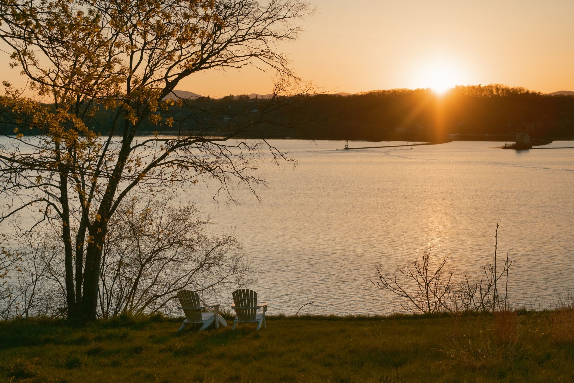 Sunset over the Hudson, Rhineclif